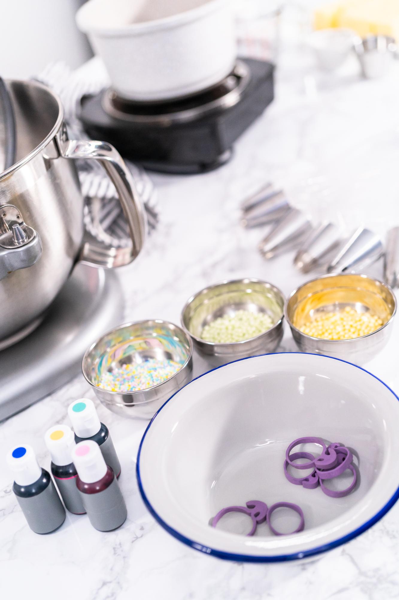 Cucina professionale domestica con set da chef